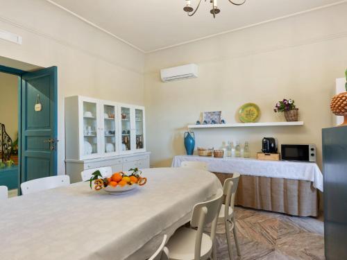 Charming Holiday Home In Caltagirone With Garden