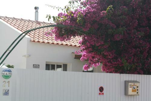 Apartamento Est�dio Com Espa�o Exterior, 5 Minutos De Cascais.