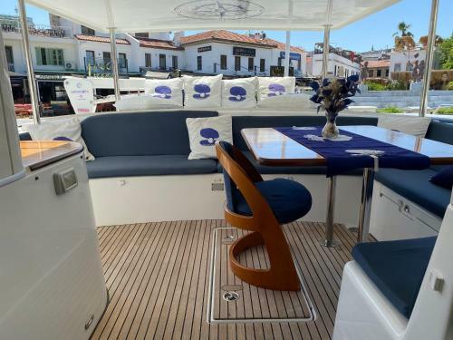 Catamaran Yattatil