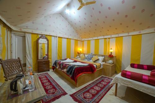 Chotu Maharaj Desert Camp