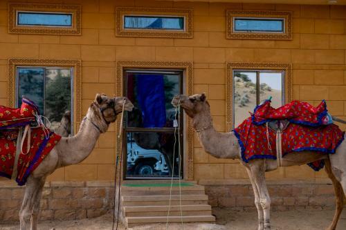 Chotu Maharaj Desert Camp