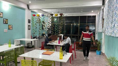 Oyo 91753 Shree Shyam Hotel & Restaurant