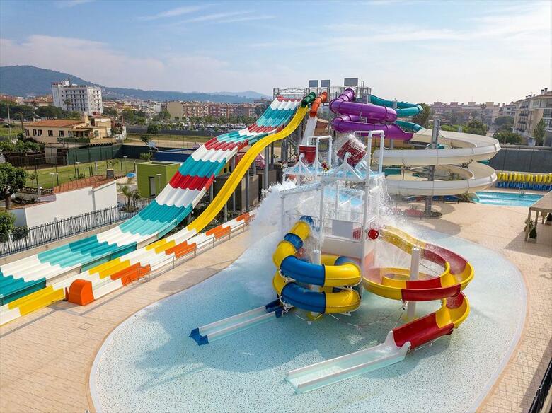 Hotel Golden Taurus Aquapark Resort