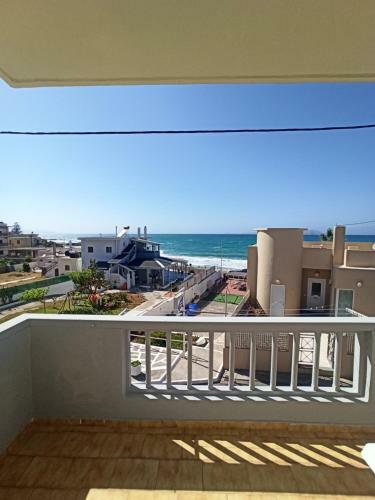 The Twins - Seaside Apartments - 2
