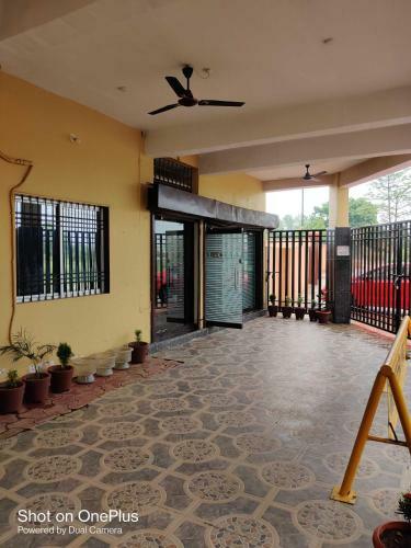 Hotel Oyo 90657 Mallick Mangalam