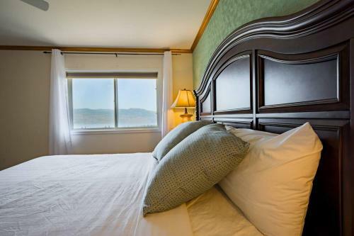 Cheerful 3-bedroom Home In West Kelowna