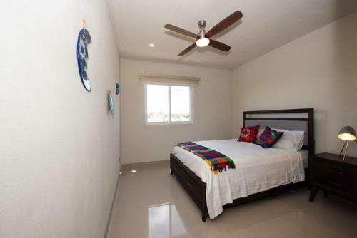 Los Azulejos 5d 3 Br By Casago