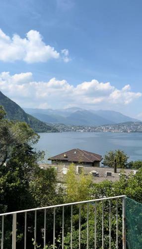 Apartamento Monolocale Con Giardino A Campione D?italia