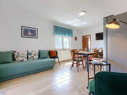 Holiday Home Maslina