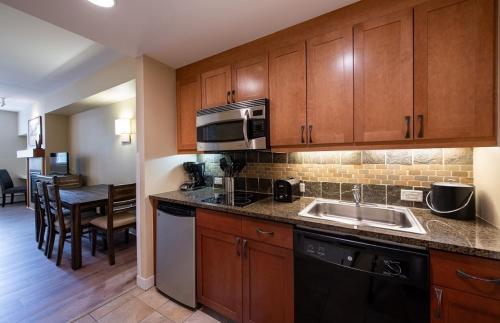 Apartamento Premium Unit 4443 - Studio - Fraser Crossing Founders Pointe Condo