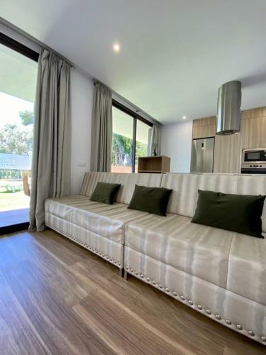 Vista Lago Ville