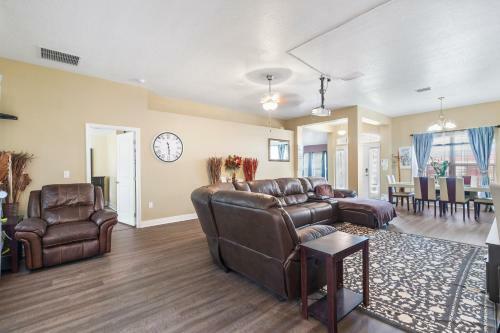 Florida Getaway: 4/3hm ?15ft Swimspa?near Beaches