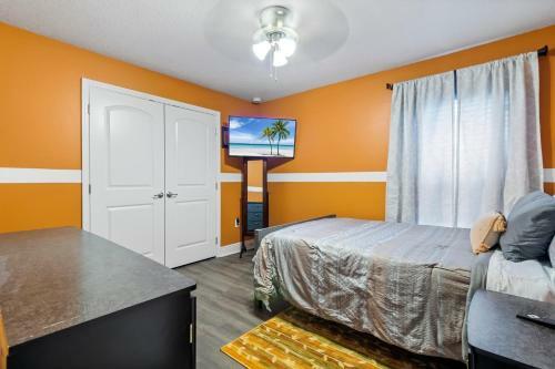 Florida Getaway: 4/3hm ?15ft Swimspa?near Beaches