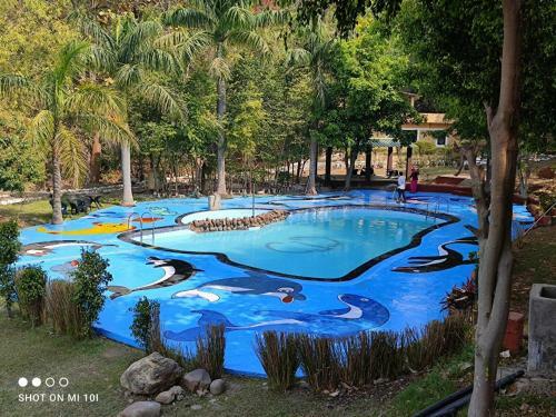 Hotel Corbett Tiger Resort