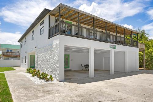 Apartamento Hibiscus Hut Steps To Sand Prime St Aug Beach