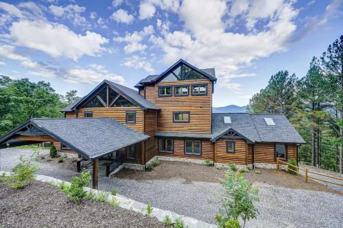 Serene Escape To The Blue Ridge Mountains