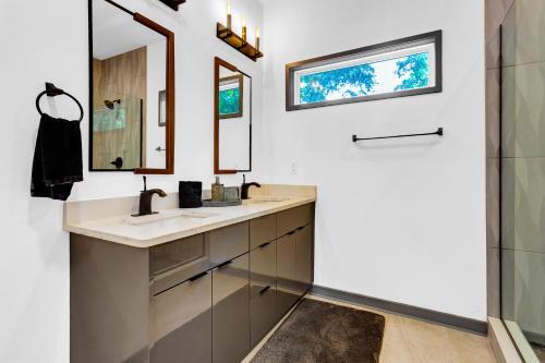 Modern Atlanta Getaway