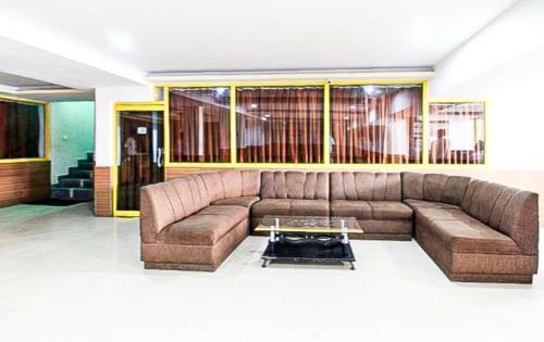 Hotel Delux Plaza By Wb Inn
