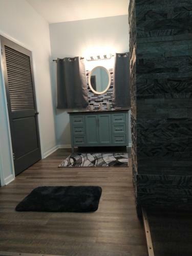 Southern Luxury 8 Bedroom House!!!!i