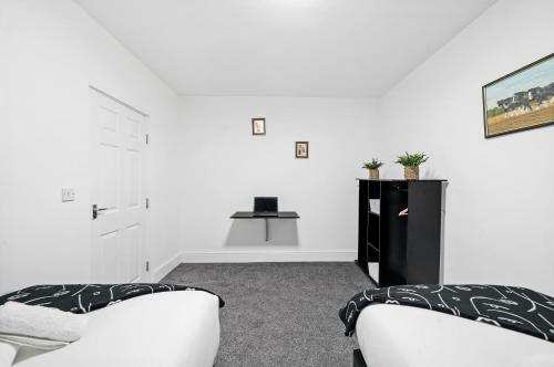 Sunshine Serviced Apartments By Prime Stay