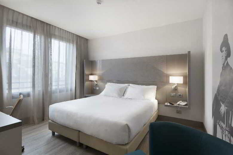 Hotel NH Parma