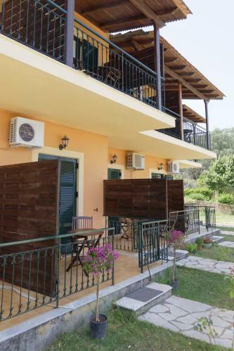Albergue Habitat Villa Corfu