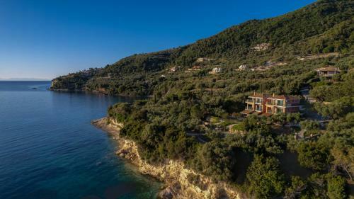 Anatoli Apartments