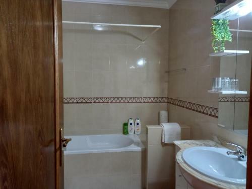 Apartamento T2,casa Sol E Mar 50464/al