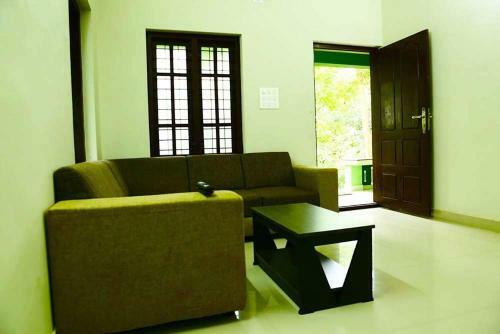Bed & Breakfast Shibi's Tea Garden Heritage