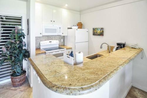Apartamento Ocean View Modern 1br At Kiahuna Plantation