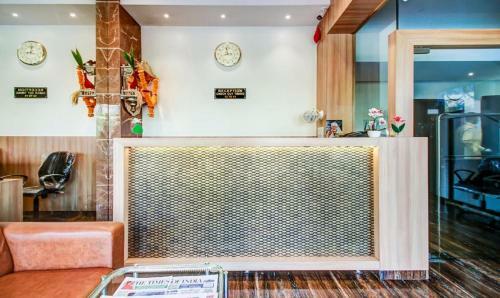 Hostal Hotel Royal Oak Navi Mumbai