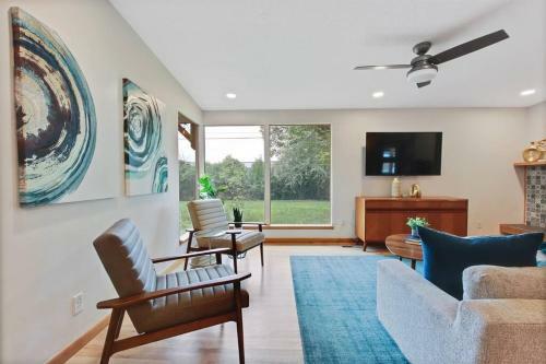 Professionally Designed Central Boise 4 Bedroom Custom Home