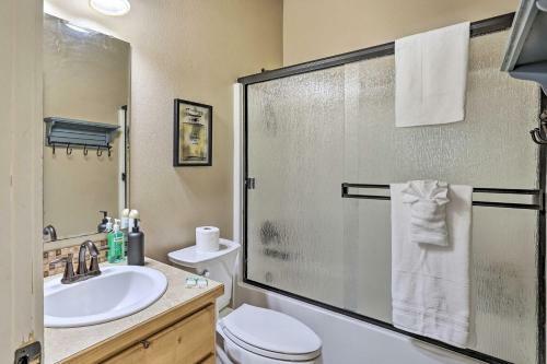 Meridian Home With Games And Patio Pets Welcome!