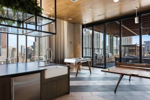 The New Best Apartment @rush & Division 2/2 By C9