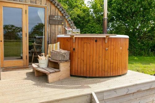 Luxury Glamping Cabins In Stunning Countryside