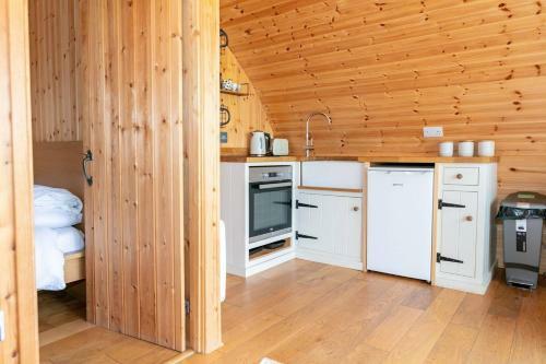 Luxury Glamping Cabins In Stunning Countryside