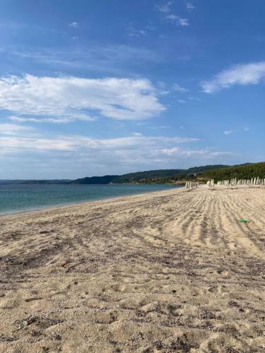 Elouda Hub,one Space Habitat, 100m From The Beach