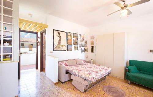 Beautiful Apartment In Cassano Allo Jonio With