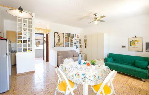 Beautiful Apartment In Cassano Allo Jonio With