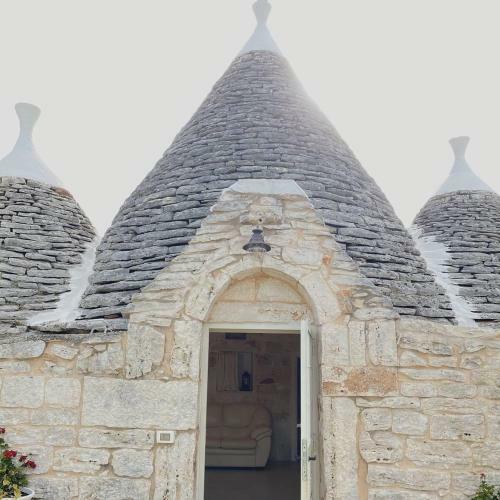 Villa Antico Trullo Ristrutturato Con Piscina E Giardino