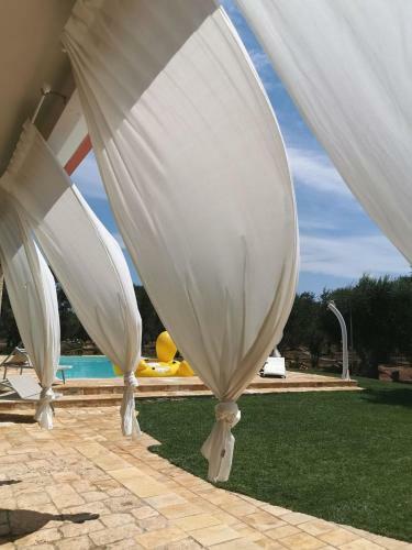 Villa Antico Trullo Ristrutturato Con Piscina E Giardino