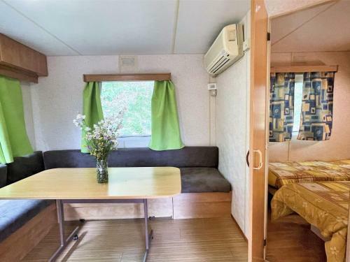 Pleasant Mobile Home In Toscana With Shared Pool