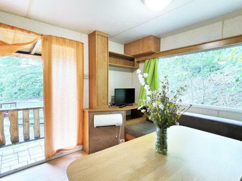 Pleasant Mobile Home In Toscana With Shared Pool