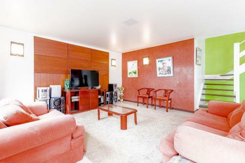 Gb68 - �tima Casa 4 Quartos Com Piscina E Churrasqueira