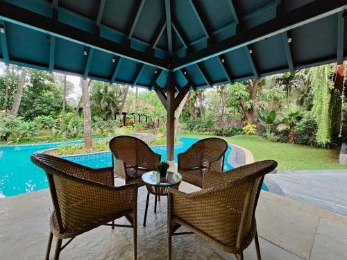 Villa Saffronstays Kimaya
