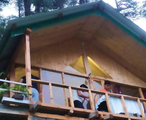 Hotel The Kanatal Valley Resort