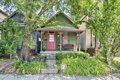 Charming 1875 Indianapolis Home In Downtown!
