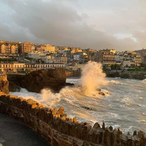 4 The View Apartments Ilfracombe - Seafront, Parking, Lift, Ev