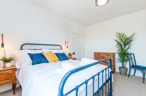 Queen Palm Apartment - Margate - 3 Mins Walk To Beach