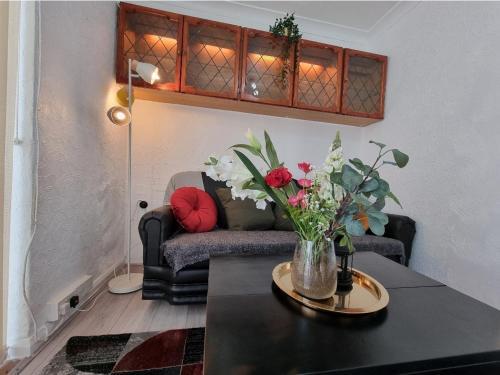 Relaxed Double Bed With Private Bathroom, Parking, Wifi And Garden.